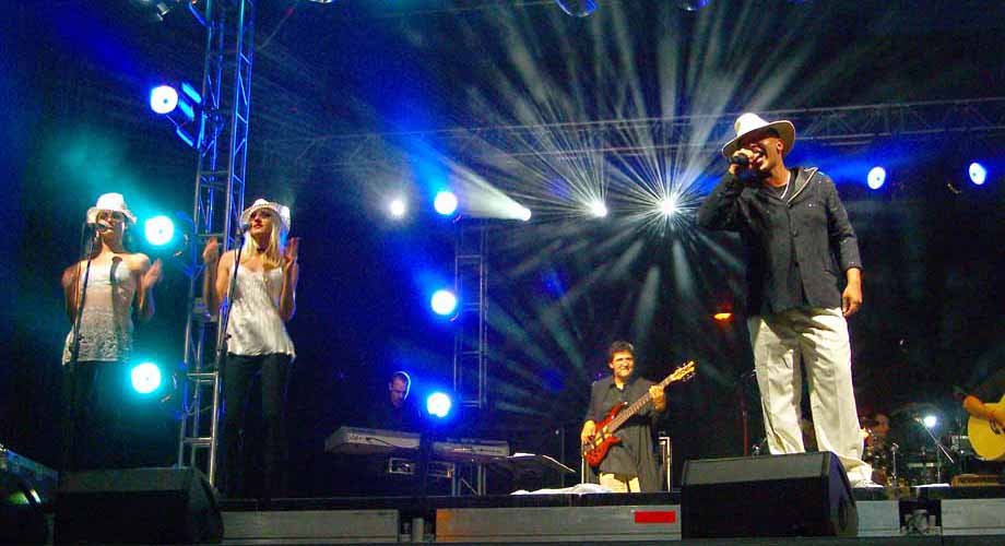 Lou Bega