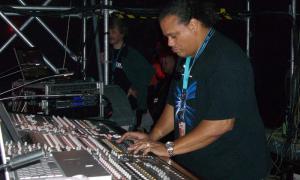 Foh engineer - Kool & The Gang