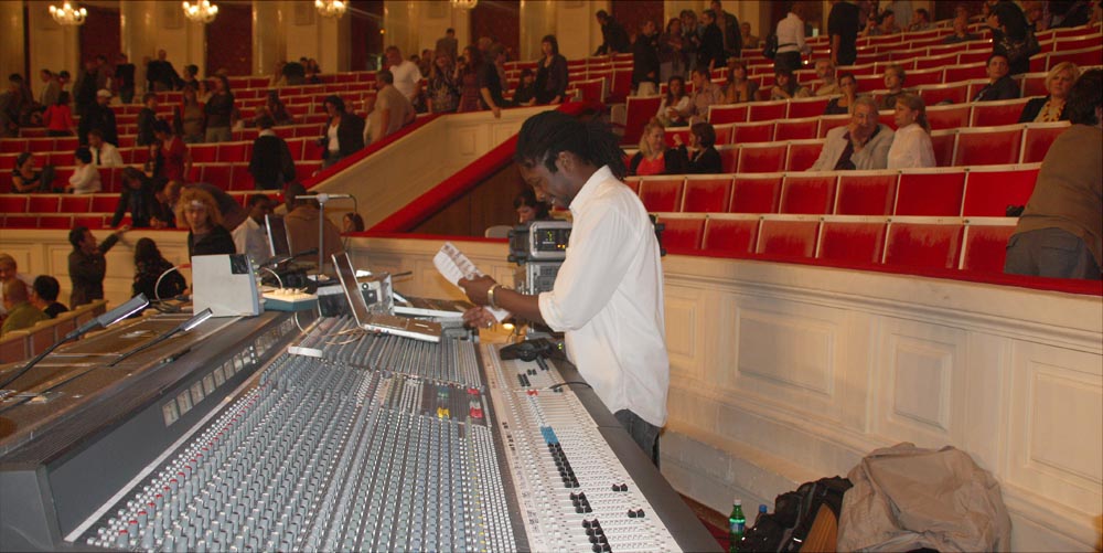 Youssou N`Dour concert - sound engineer Ralph M`Fah-Traore - Skrzyżowanie Kultur 2009