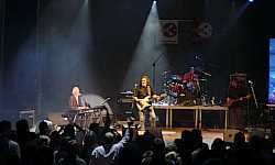 Koncert  Procol  Harum  Warszawa 2001