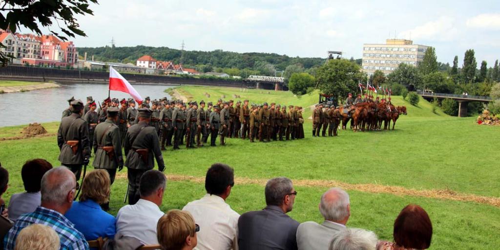 05 WWidowisko Poznańczycy 1919-2011