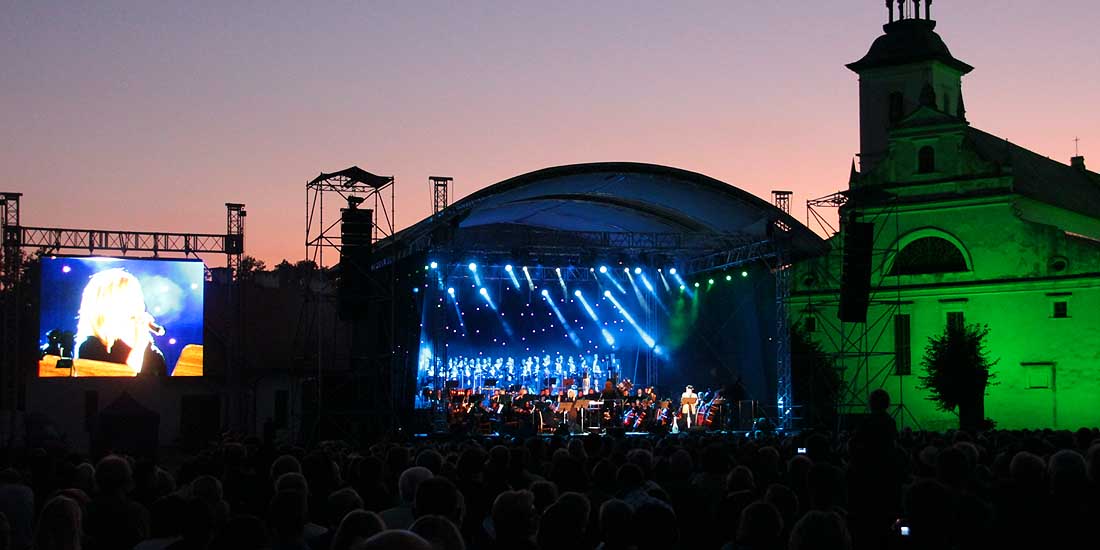 01. Koncert Orkiestry pd. Piotra Rubika w Pustelni Złotego Lasu