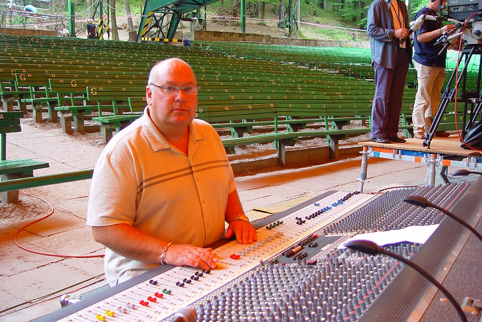 Rob Colby - Sound Engineer of Ricky Martin