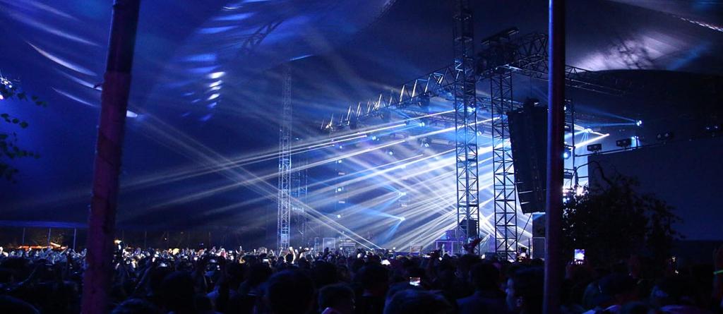 30 Fest Festiwal Tent Stage 
